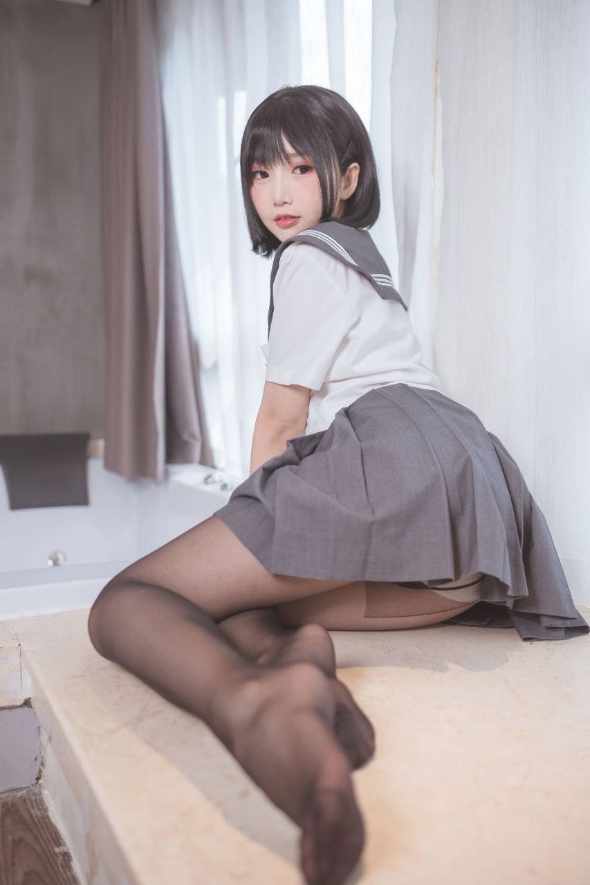 图库-面饼仙儿 – 脑内少女 黑丝JK - (25P)